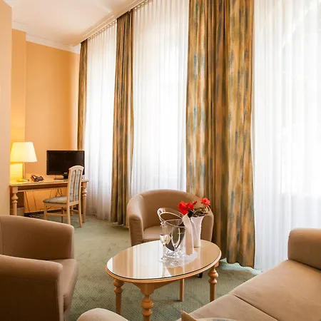 Auguste Viktoria Hotel 3*